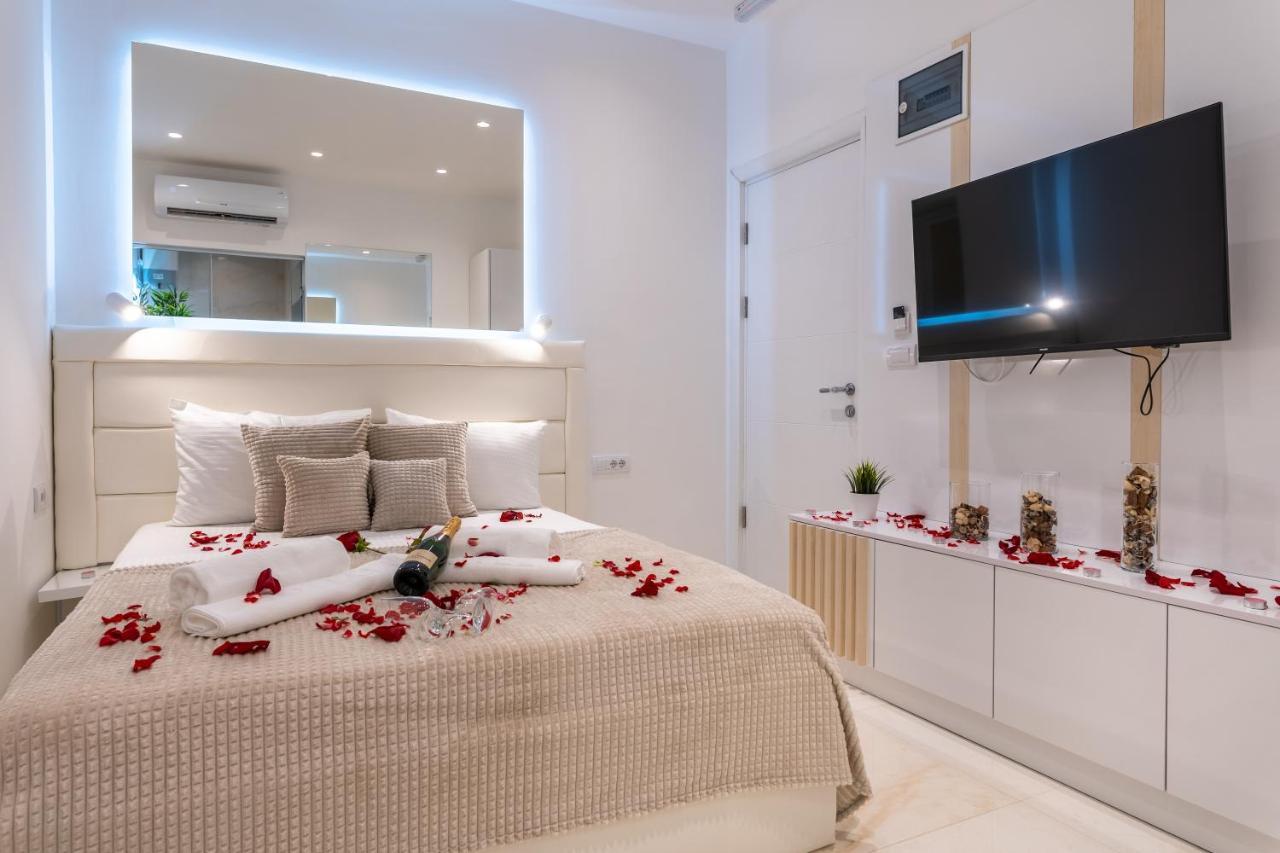 Alex Central Apartments Belgrado Buitenkant foto