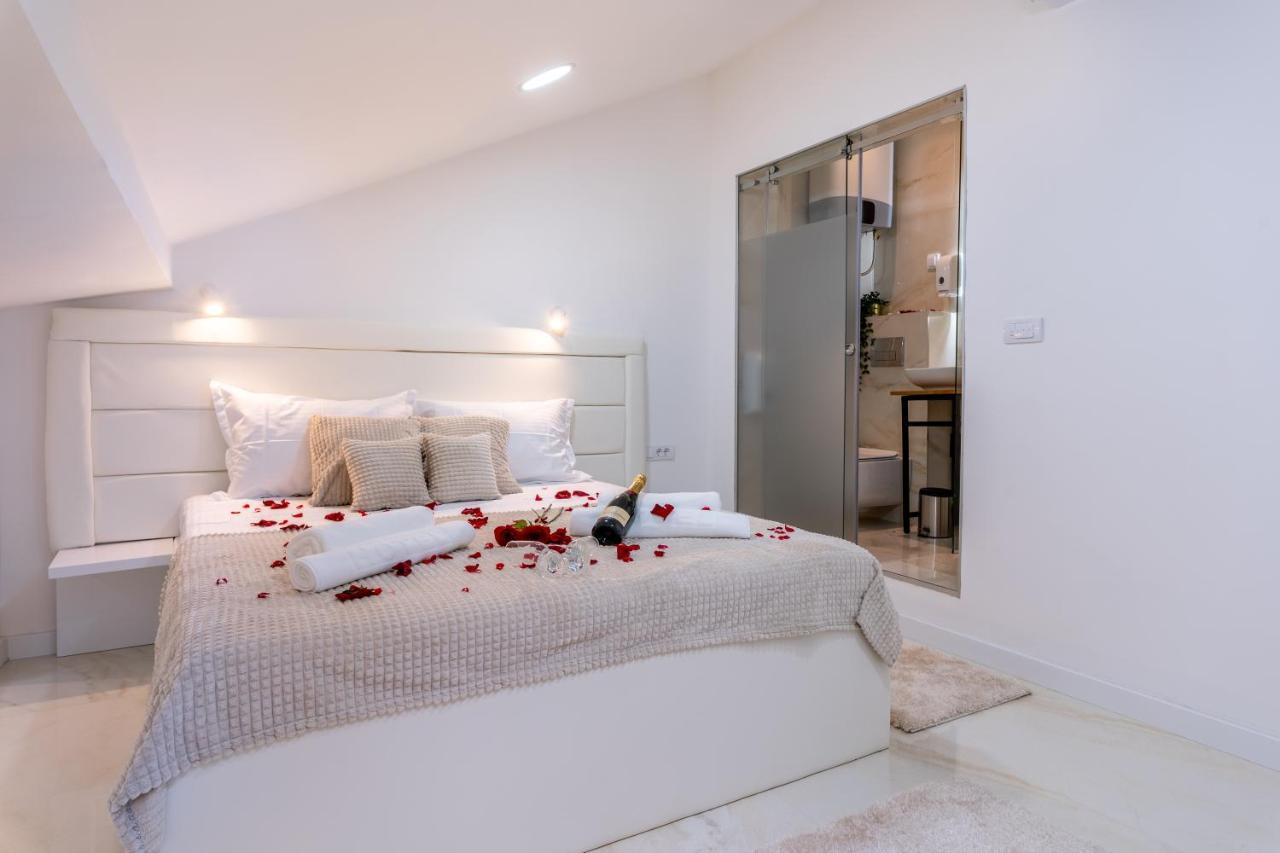 Alex Central Apartments Belgrado Buitenkant foto