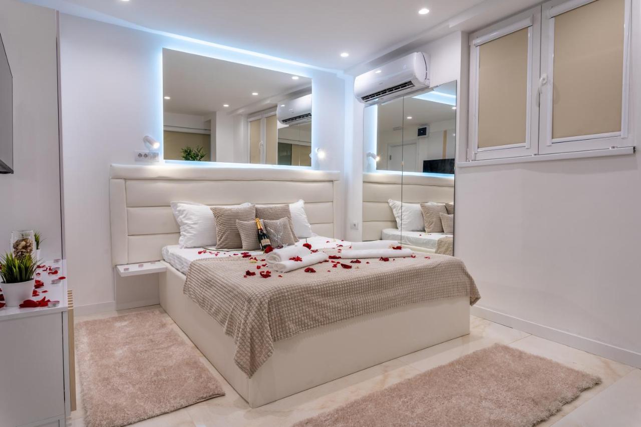 Alex Central Apartments Belgrado Buitenkant foto