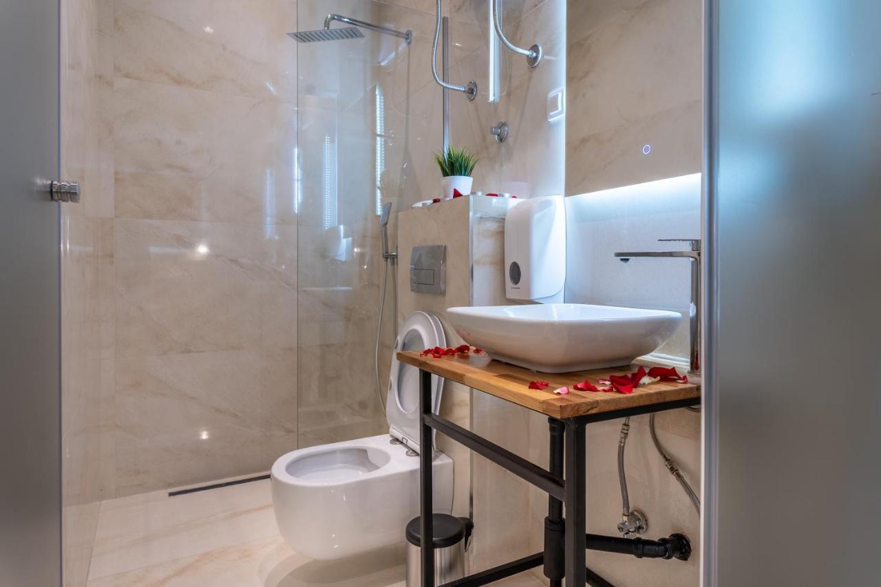Alex Central Apartments Belgrado Buitenkant foto